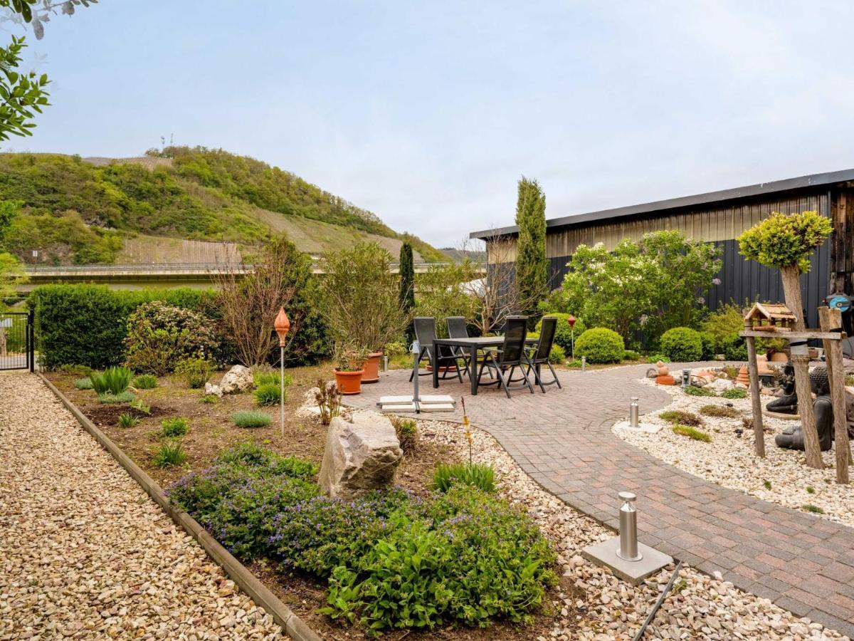 Restful Apartment In Neumagen Near River Moselle エクステリア 写真